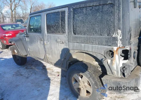 2015 Jeep Wrangler Unlimited Sport из США, поврежденный, VIN 1C4BJWDG7FL718569